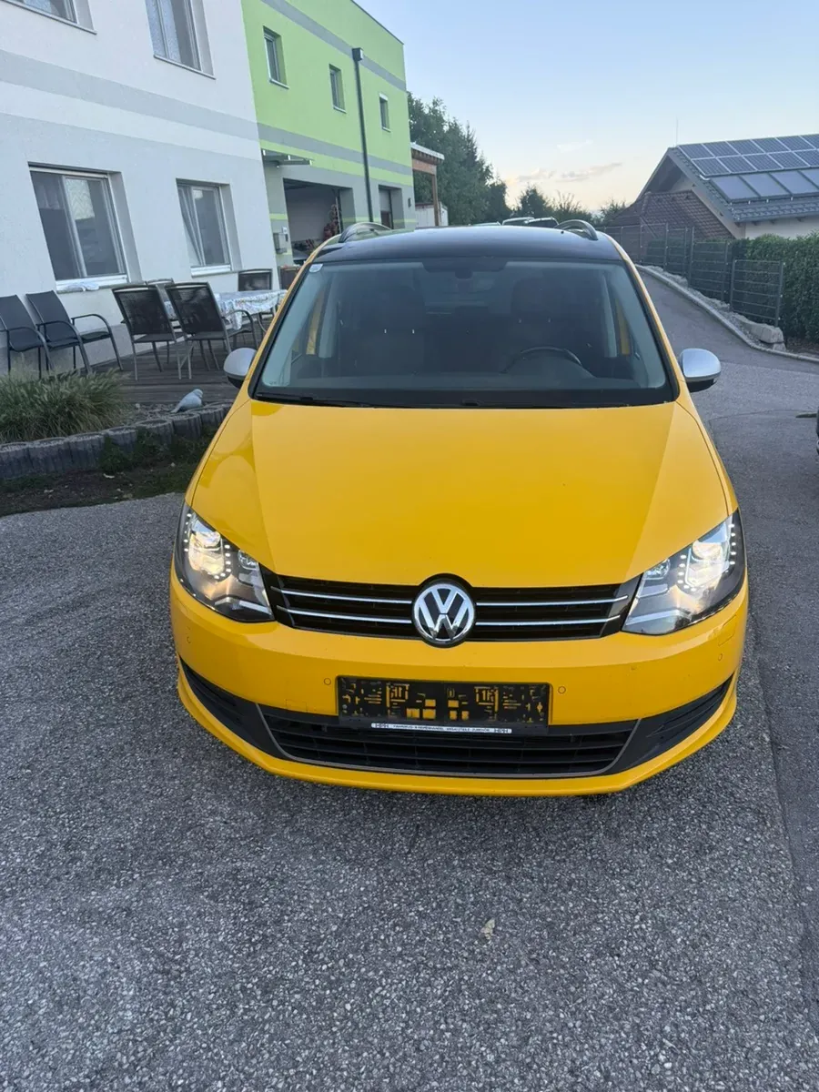 Volkswagen Sharan 2016 photo 2