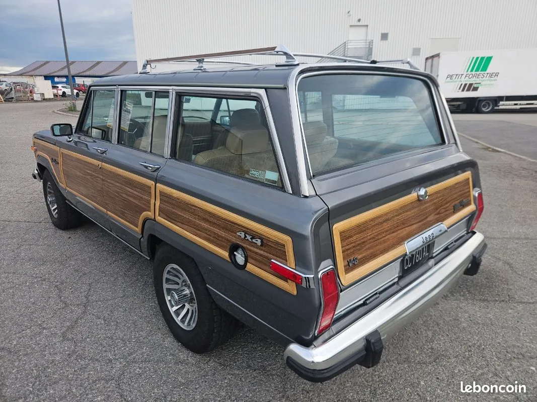 Jeep Grand Wagoneer 1988 photo 3