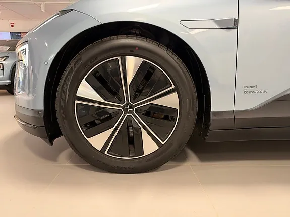 Polestar 4 2025 photo 5