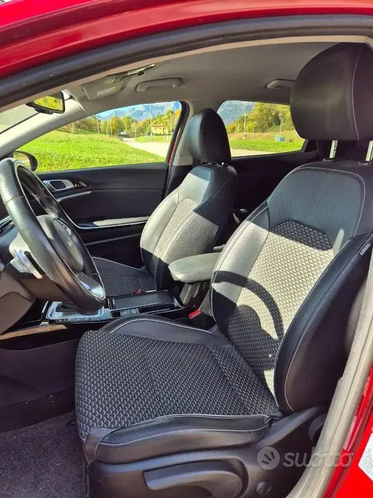Kia Xceed 2022 photo 3
