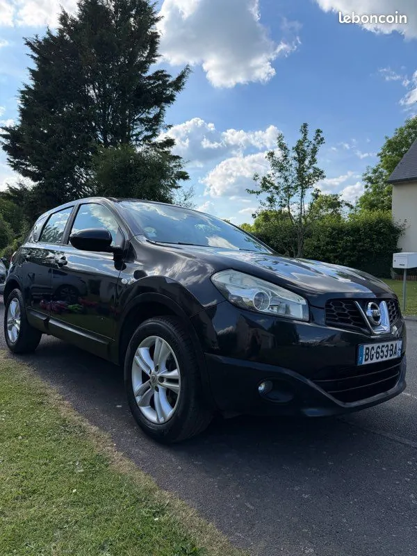 Nissan Qashqai 2010 photo 2