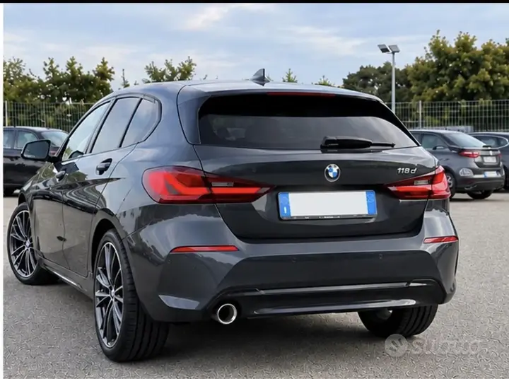 BMW 1 Series 2020 photo 3