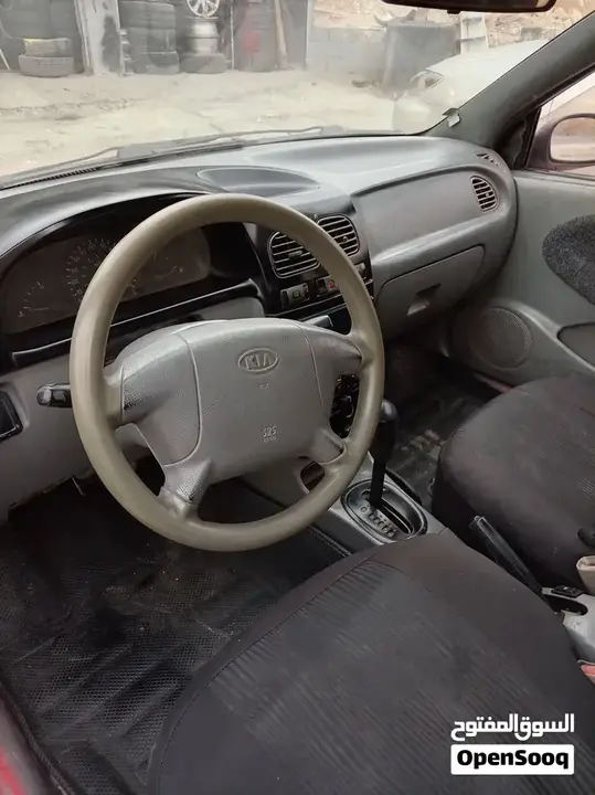 Kia Rio 2001 photo 2