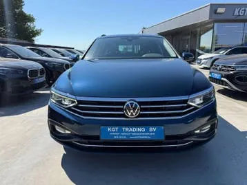 Volkswagen Passat 2021 photo 2