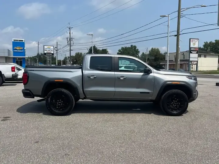 GMC Canyon 2026 photo 4