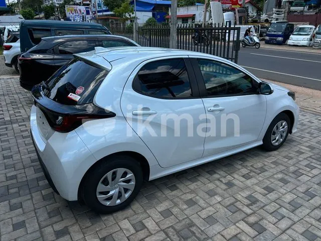Toyota Yaris 2025 photo 2