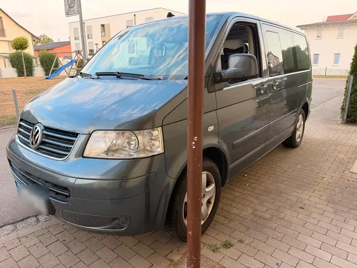 Volkswagen T5