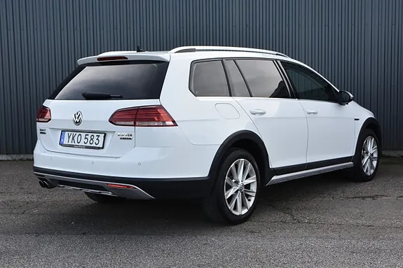Volkswagen Golf Alltrack 2017 photo 2