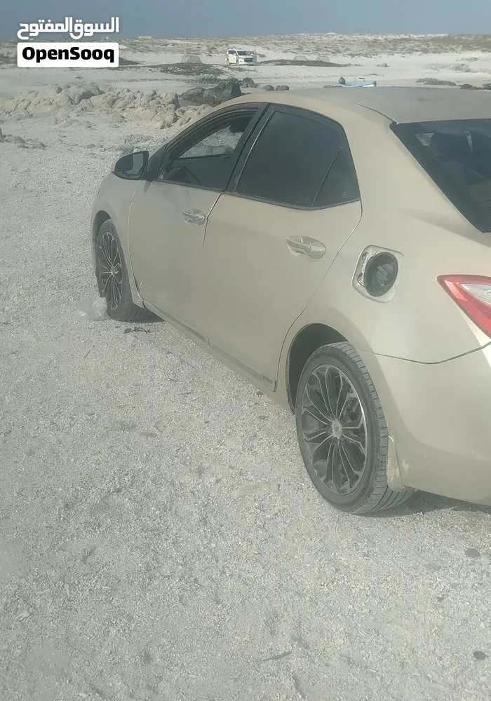 Toyota Corolla 2014 photo 2