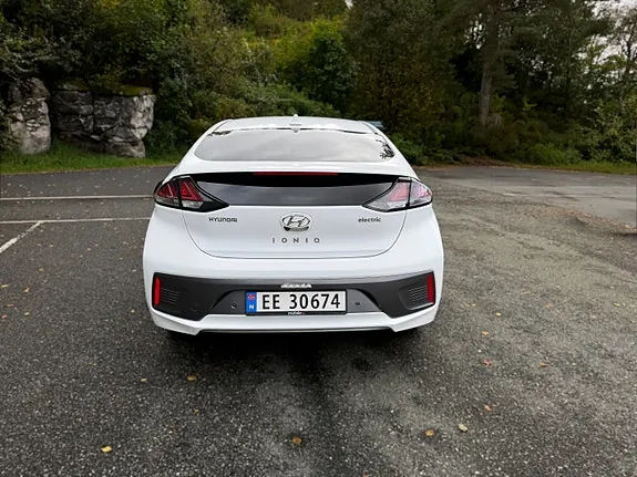 Hyundai Ioniq 2022 photo 5