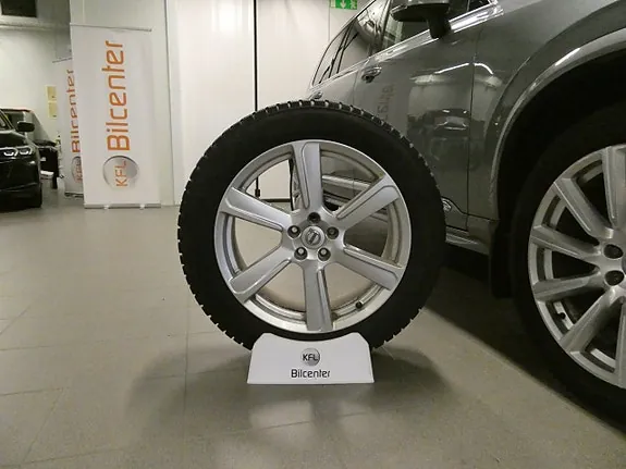 Volvo Xc90 2019 photo 2