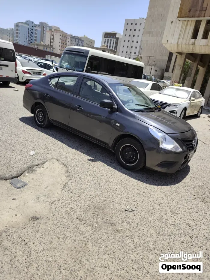 Nissan Sunny 2019 photo 3