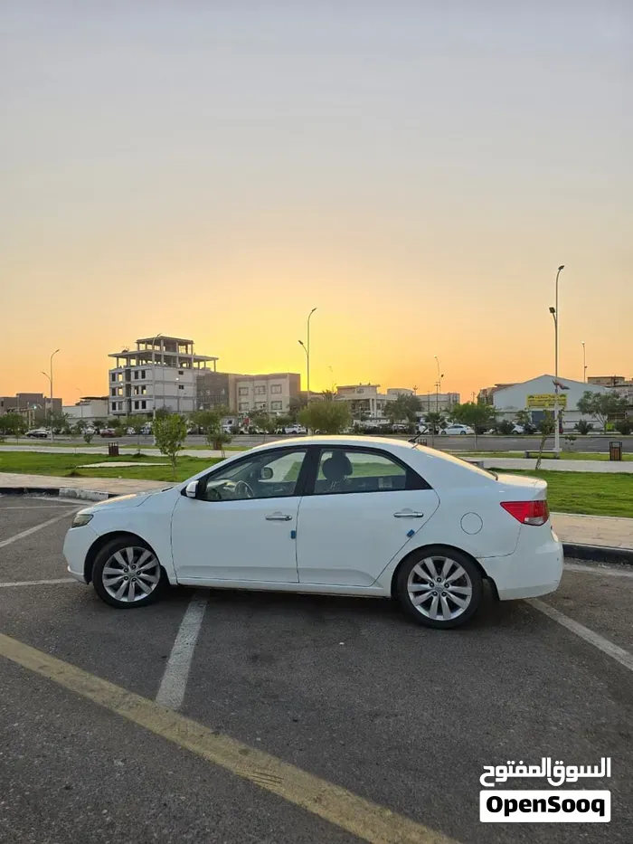 Kia Cerato 2012 photo 3