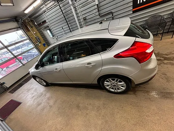 Ford Focus 2014 photo 4
