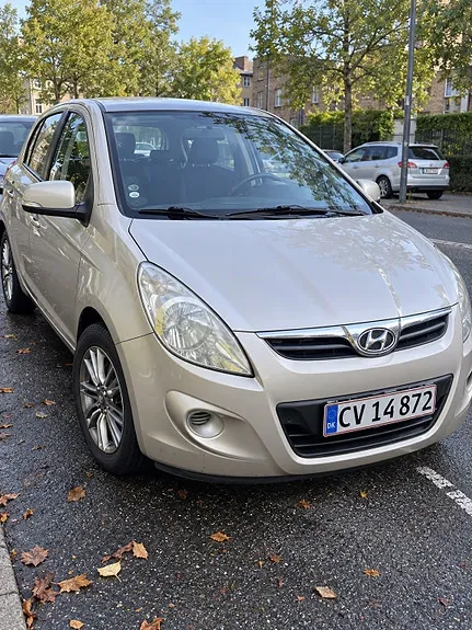 Hyundai I20 2011 photo 2
