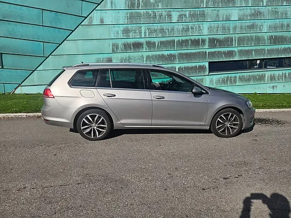 Volkswagen Golf 2015 photo 2