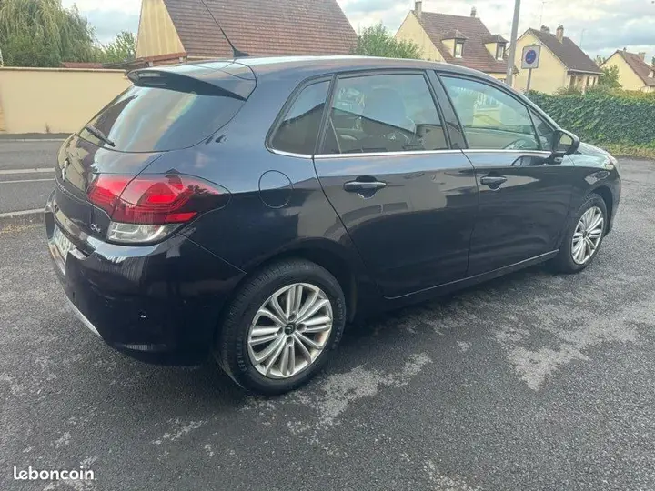 Citroen C4 2016 photo 2