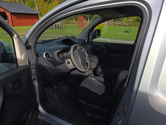 Renault Kangoo Express 2011 photo 5