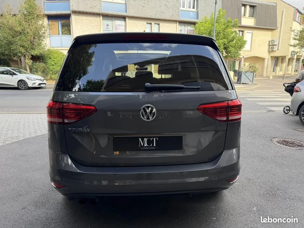 Volkswagen Touran 2016 photo 4