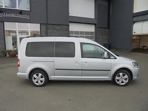 Volkswagen Caddy Maxi 2011 photo 3