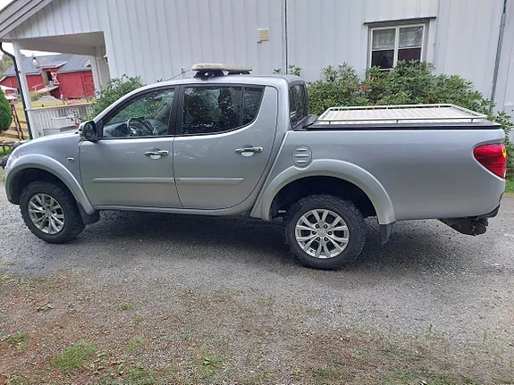 Mitsubishi L200