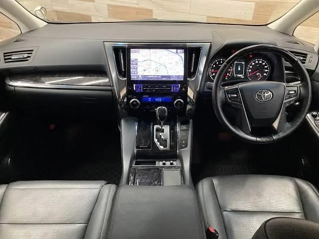 Toyota Alphard 2020 photo 2