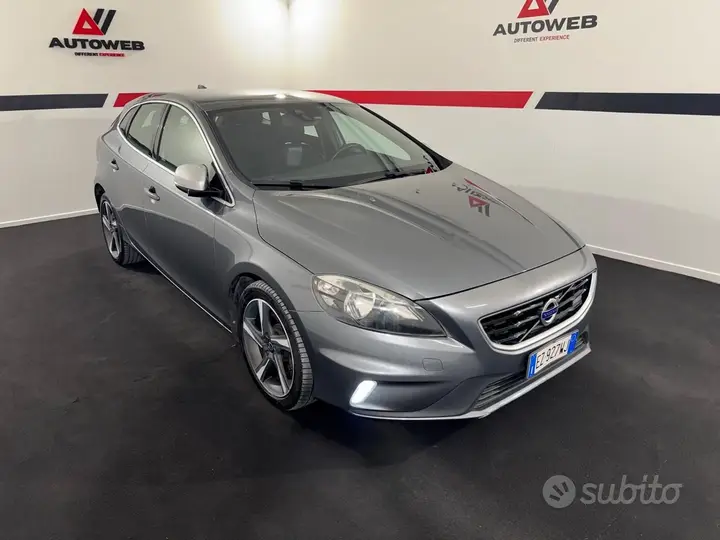 Volvo V40 2015 photo 3