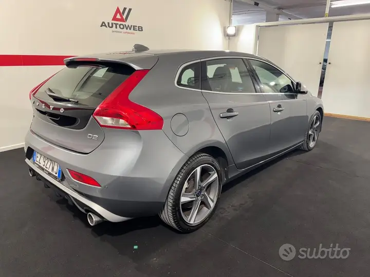 Volvo V40 2015 photo 4