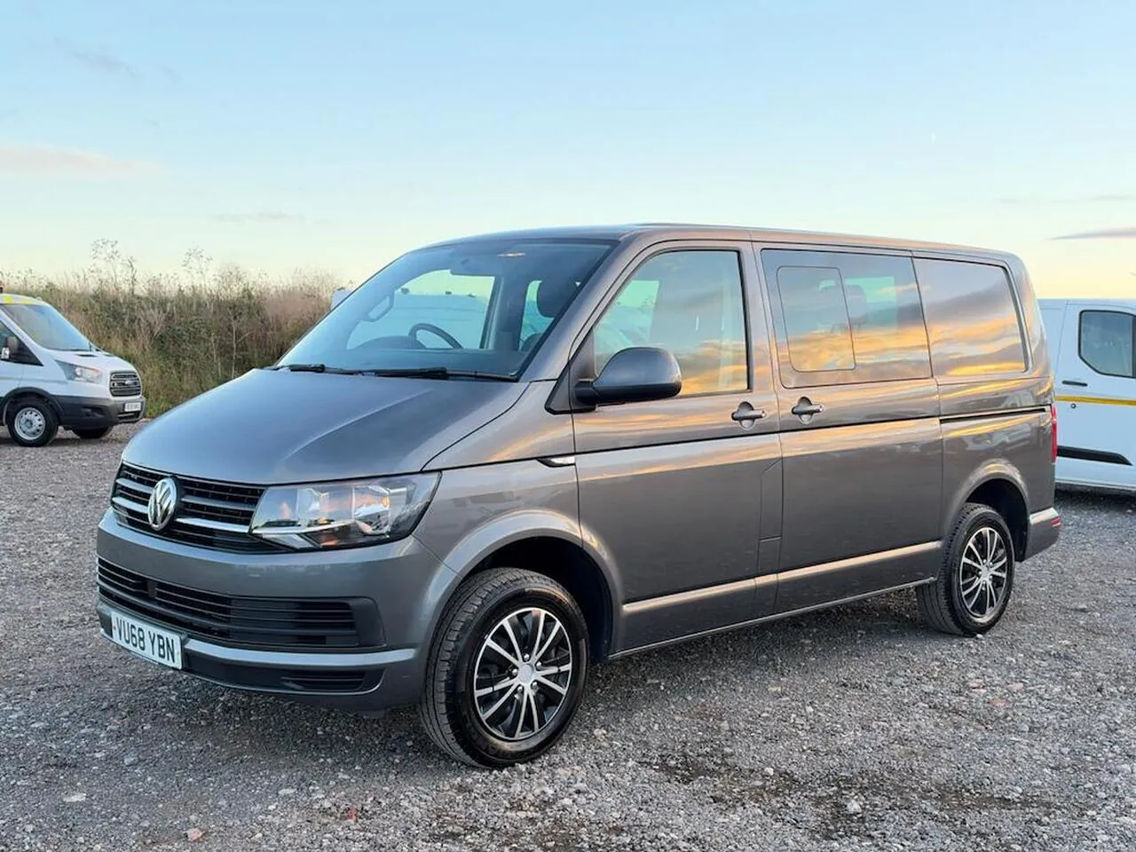 Volkswagen Transporter 2018 photo 4