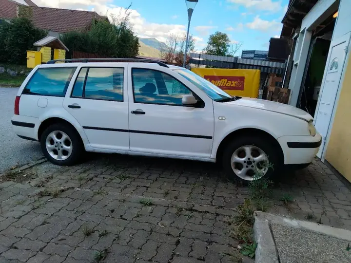 Volkswagen Golf 4 1999 photo 2