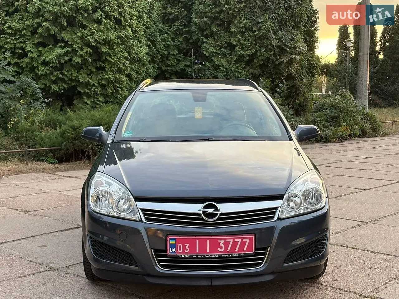 Opel Astra 2009 photo 3