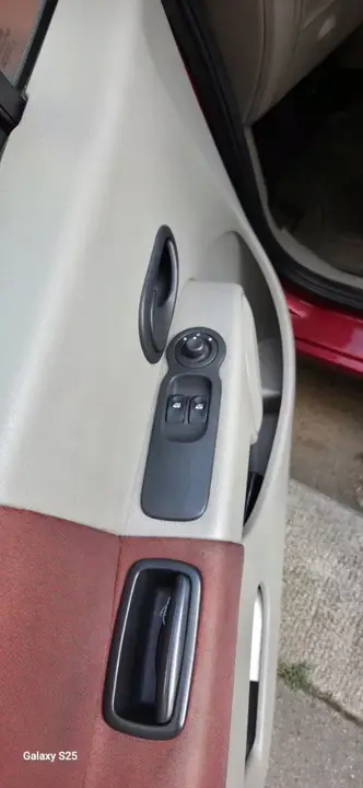 Renault Modus 2005 photo 3
