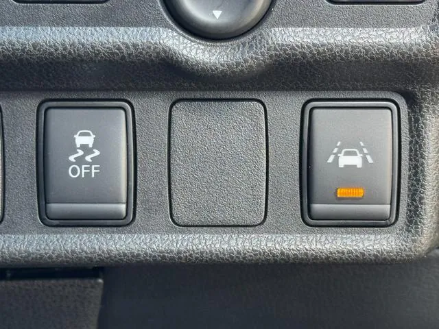 Nissan Note 2019 photo 4