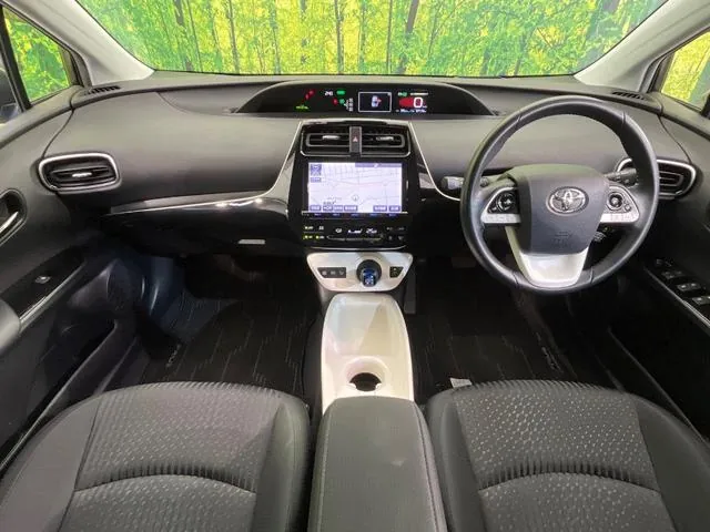 Toyota Prius 2016 photo 2