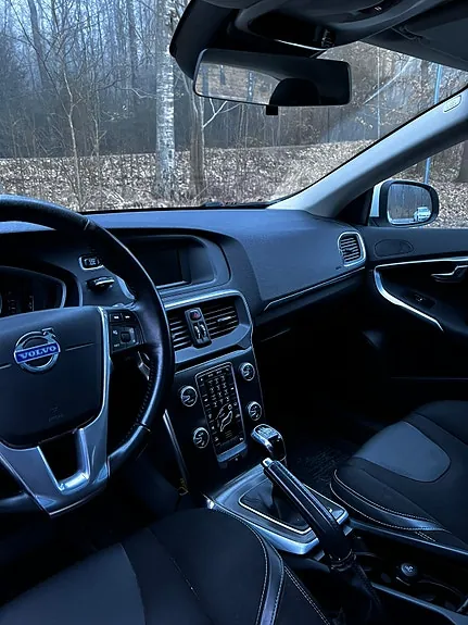 Volvo V40 2016 photo 2