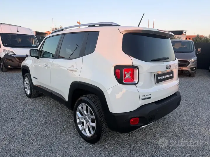 Jeep Renegade 2015 photo 2