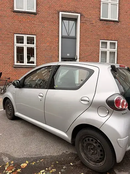 Toyota Aygo 2013 photo 4