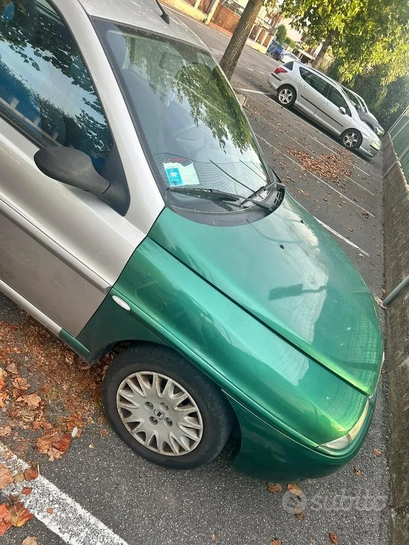Lancia Y 2002 photo 2