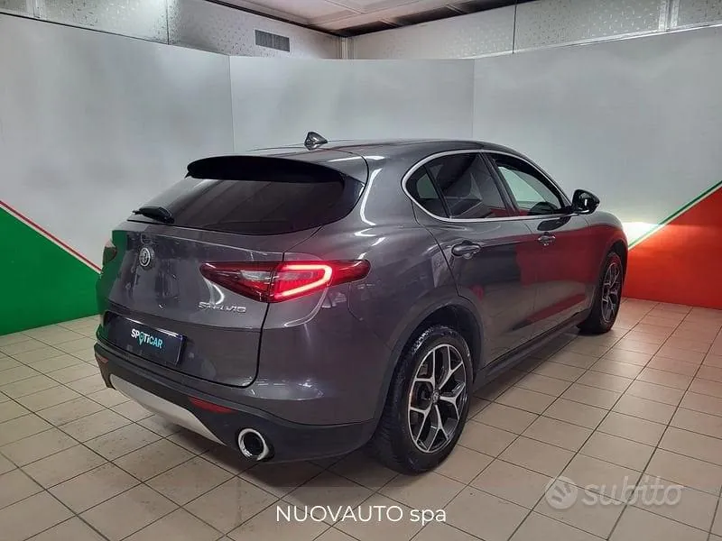 Alfa Romeo Stelvio 2018 photo 3