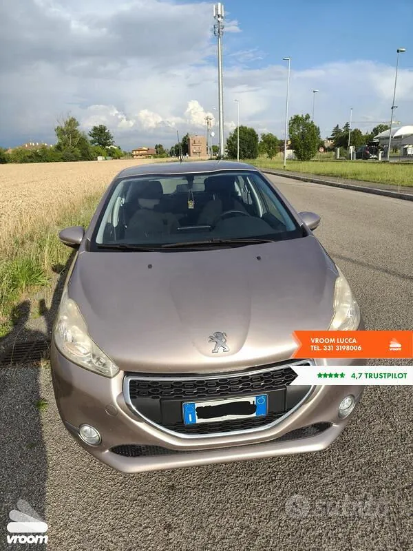 Peugeot 208 2015 photo 3