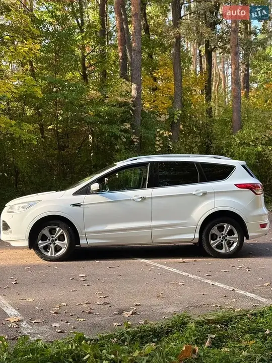 Ford Kuga 2015 photo 4