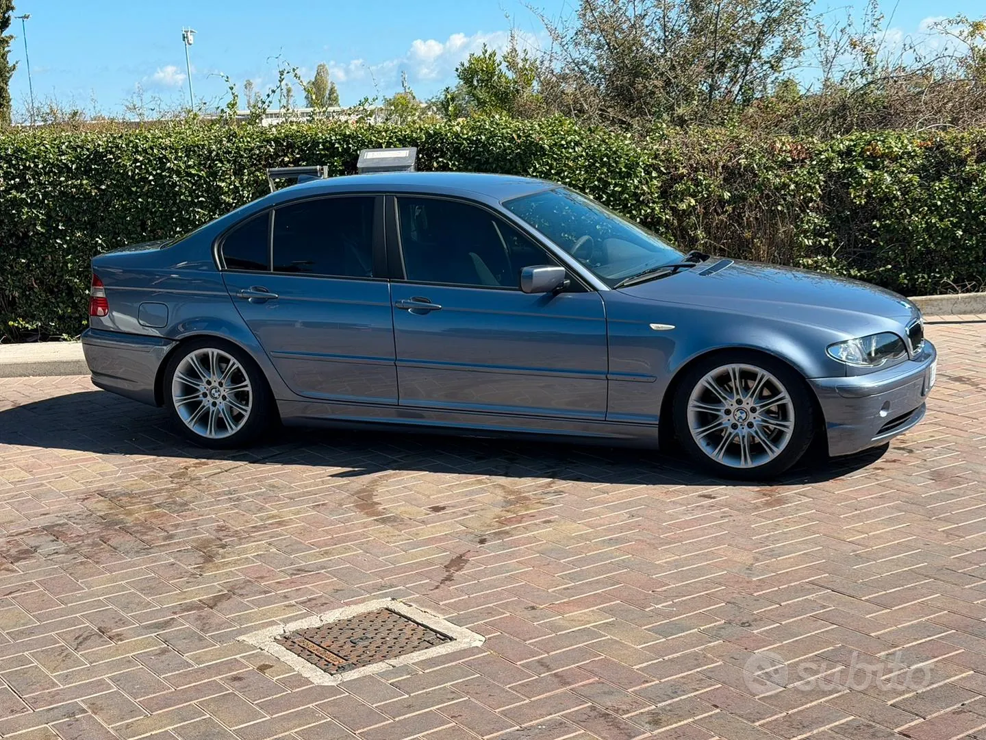 BMW 3 Series 2002 photo 3