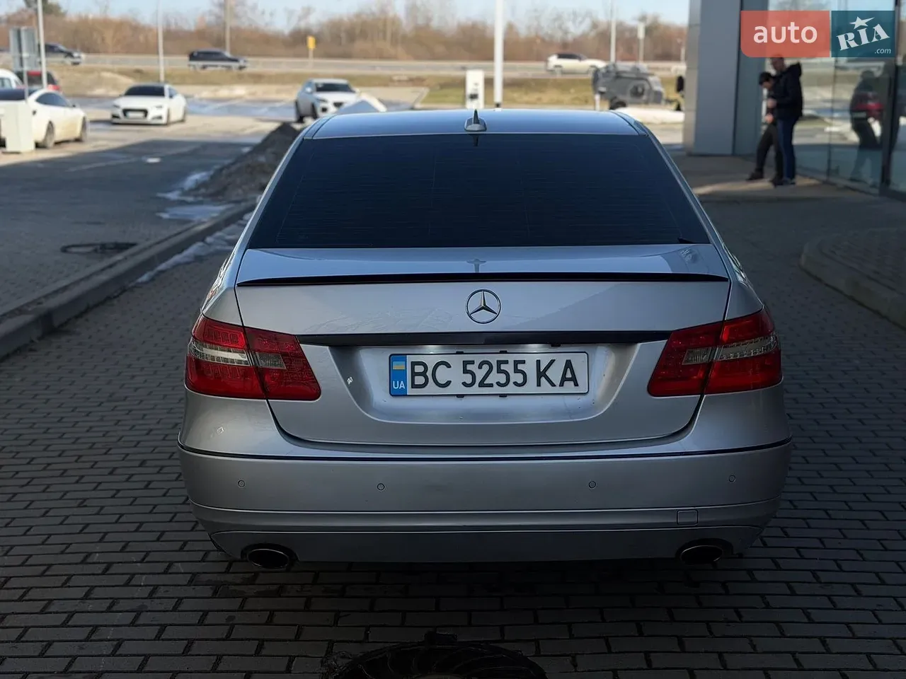 Mercedes-Benz E-Class 2010 photo 5