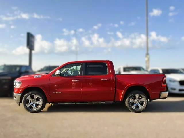 Ram 1500 Laramie 2022 photo 2