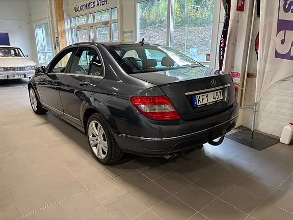 Mercedes-Benz C180 2010 photo 3
