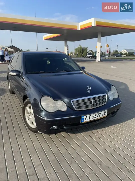 Mercedes-Benz C-Class