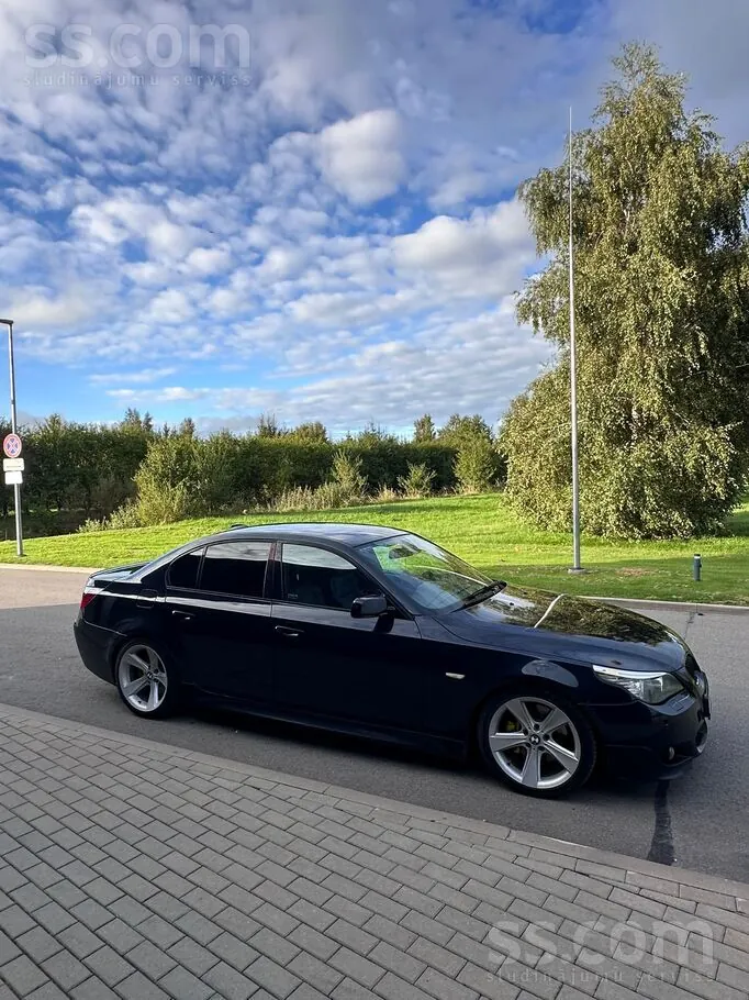 BMW 530 2007 photo 2