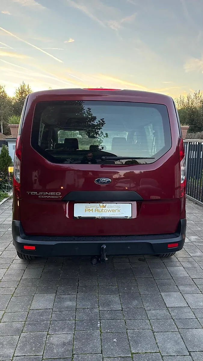 Ford Tourneo Connect 2020 photo 3