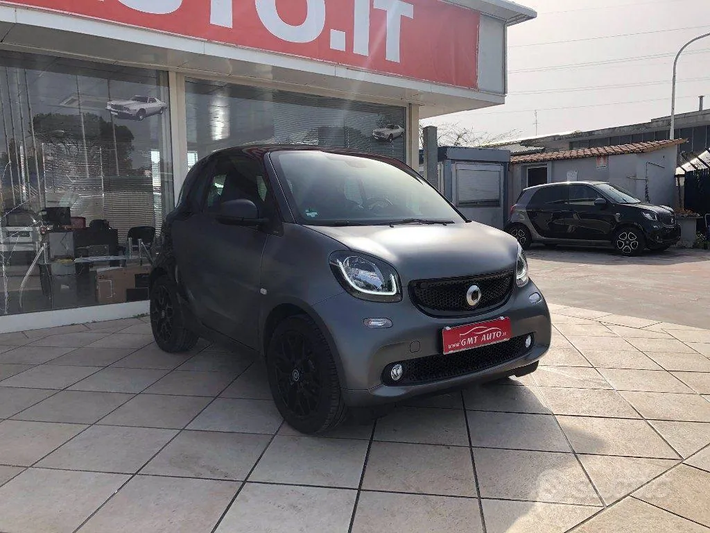 Smart Fortwo 2019 photo 3