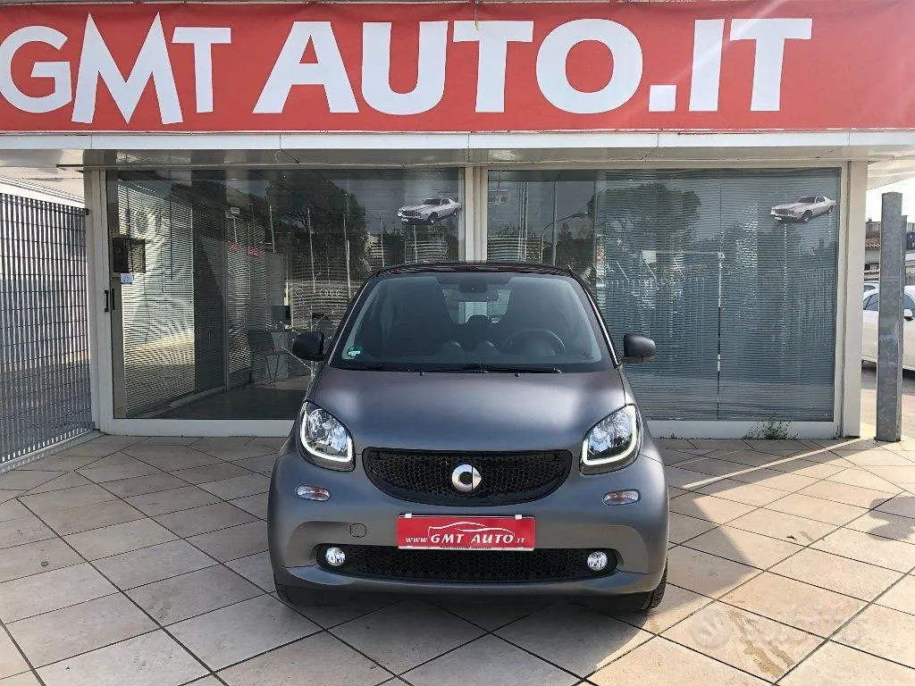 Smart Fortwo 2019 photo 4